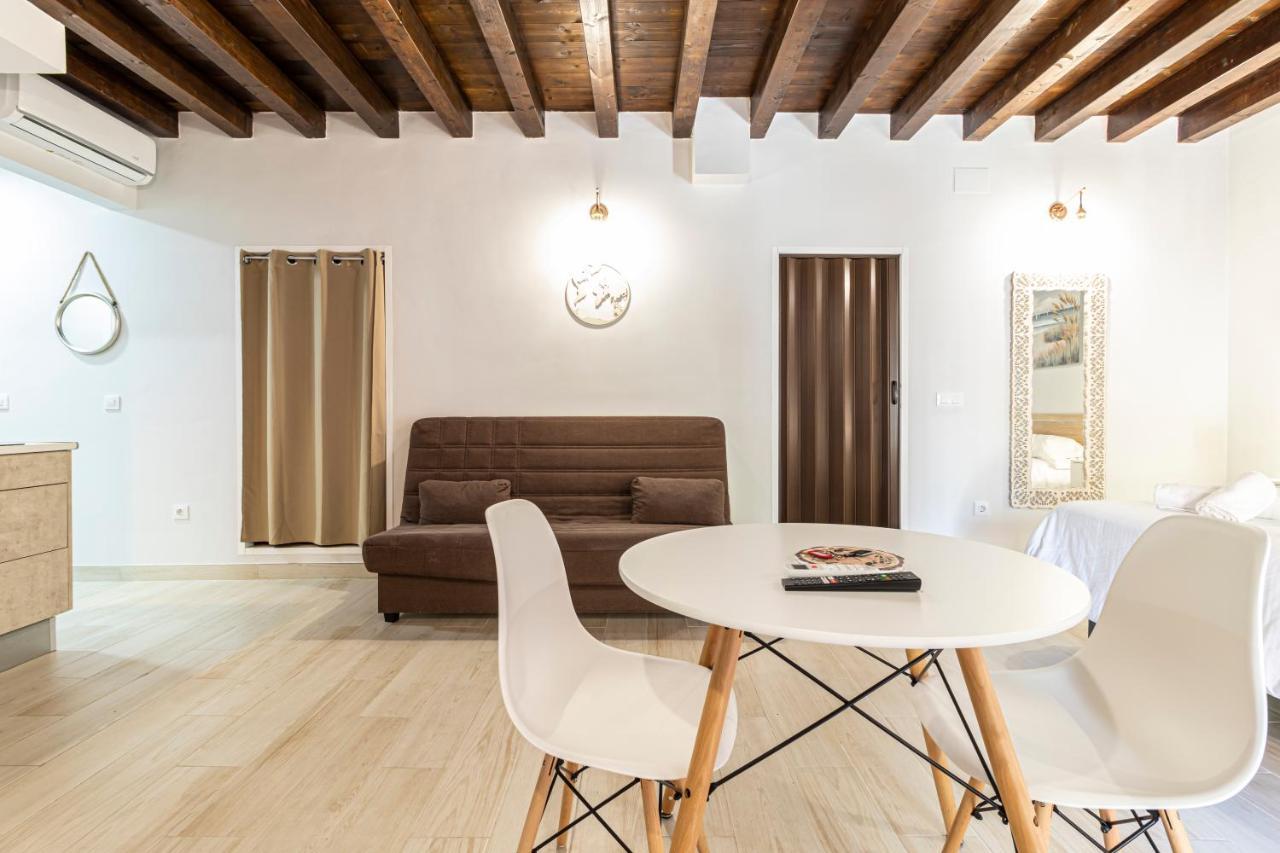 Allo Apartments Plateros Centro Jacuzzi Comunitario Jerez de la Frontera Luaran gambar