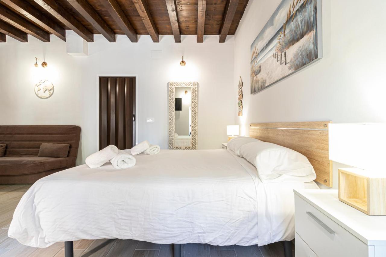 Allo Apartments Plateros Centro Jacuzzi Comunitario Jerez de la Frontera Luaran gambar