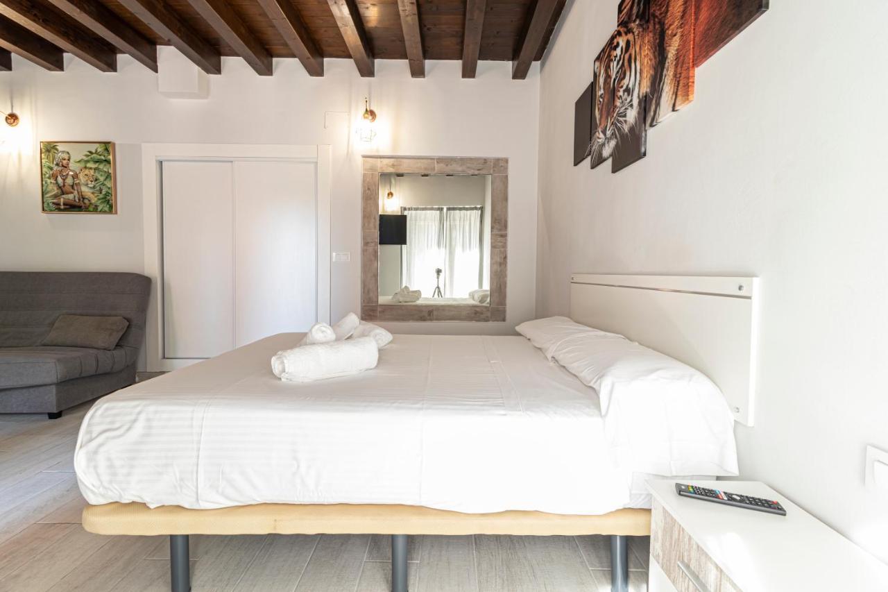 Allo Apartments Plateros Centro Jacuzzi Comunitario Jerez de la Frontera Luaran gambar